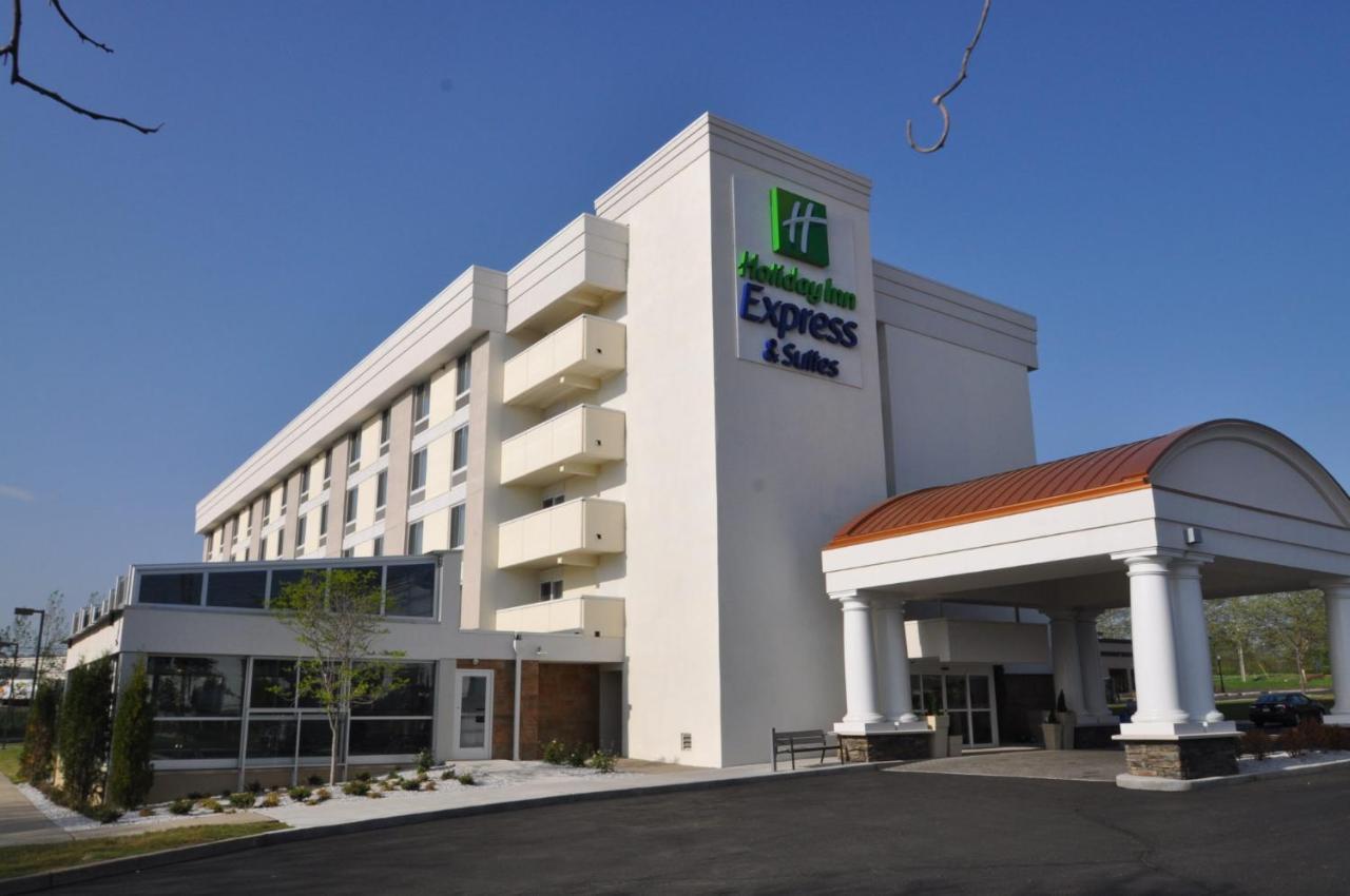 Holiday Inn Express Milford By Ihg Экстерьер фото