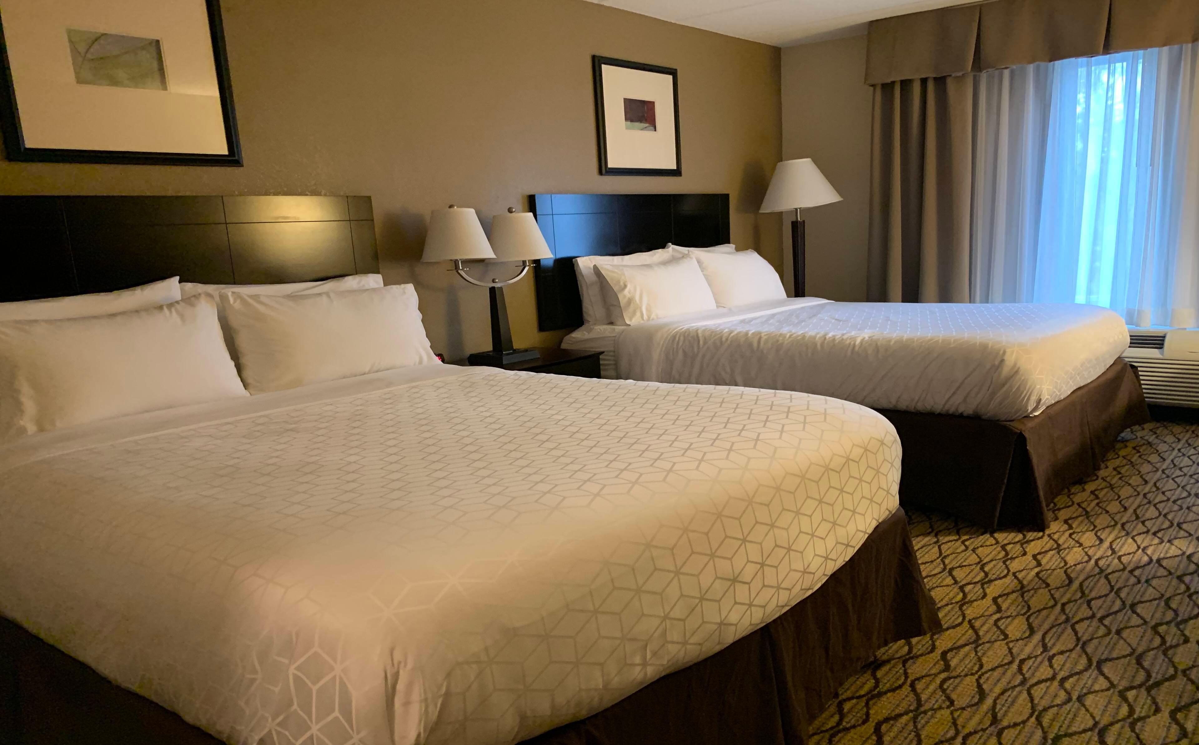 Holiday Inn Express Milford By Ihg Экстерьер фото