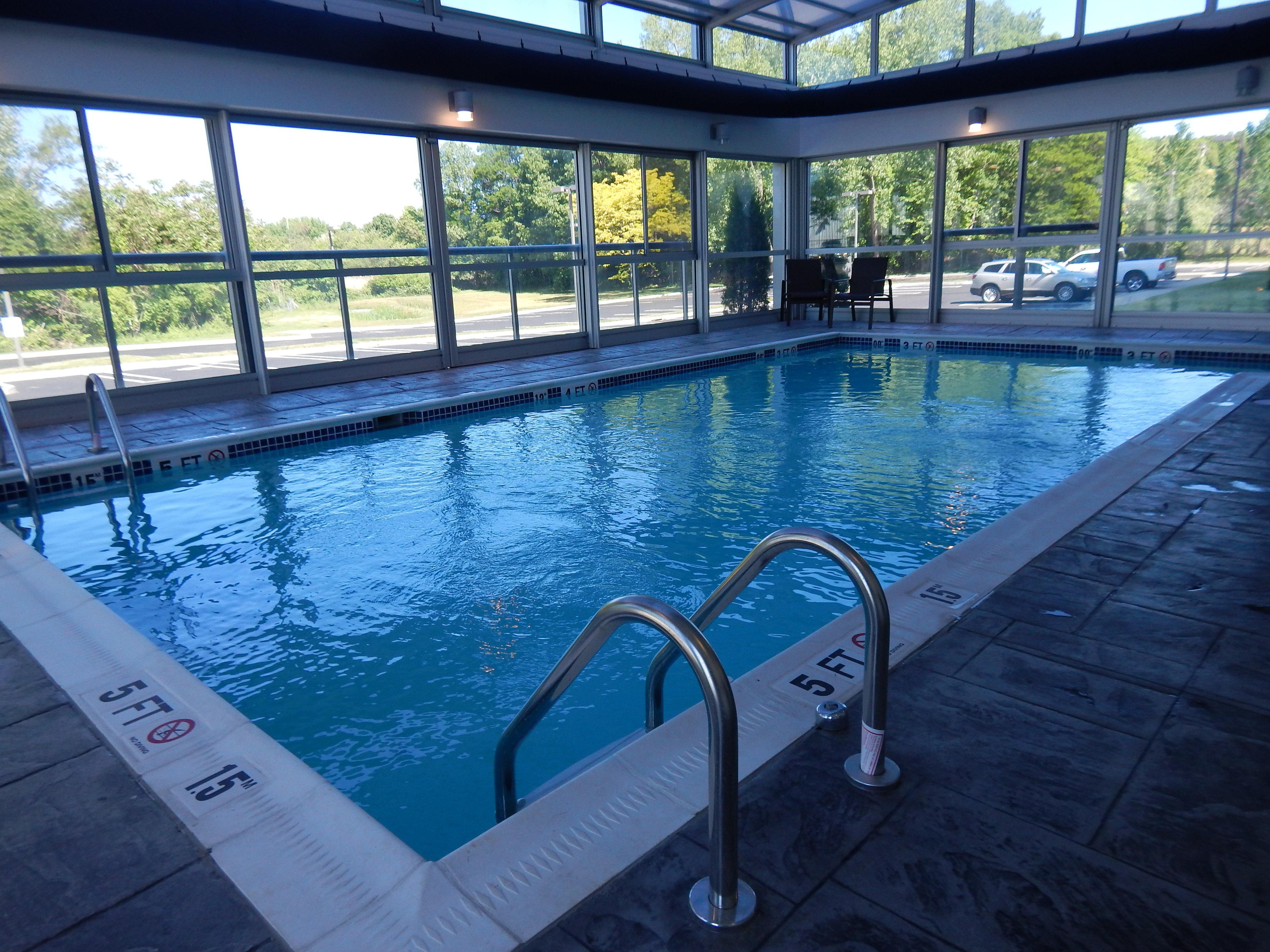 Holiday Inn Express Milford By Ihg Экстерьер фото