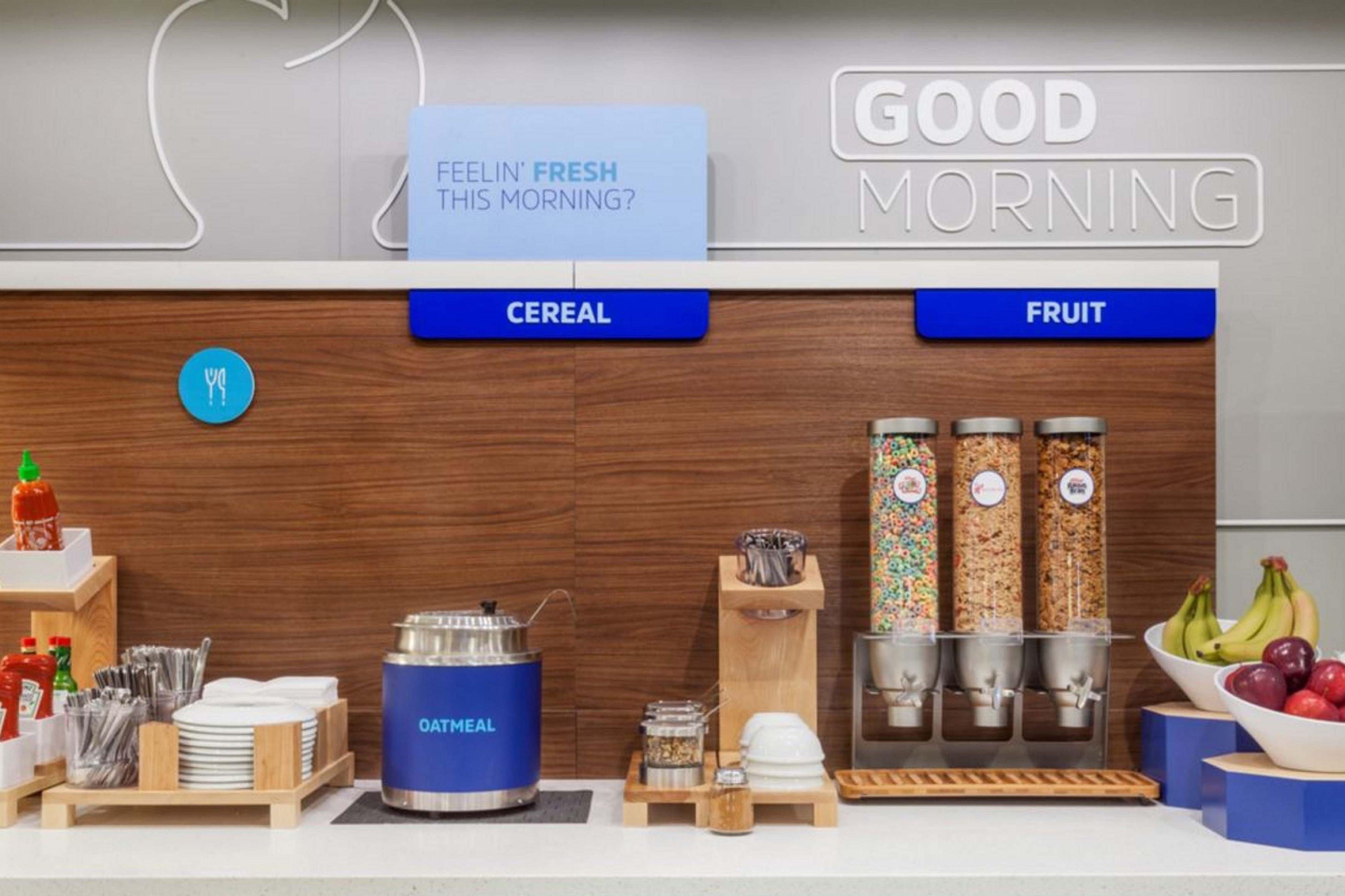 Holiday Inn Express Milford By Ihg Экстерьер фото
