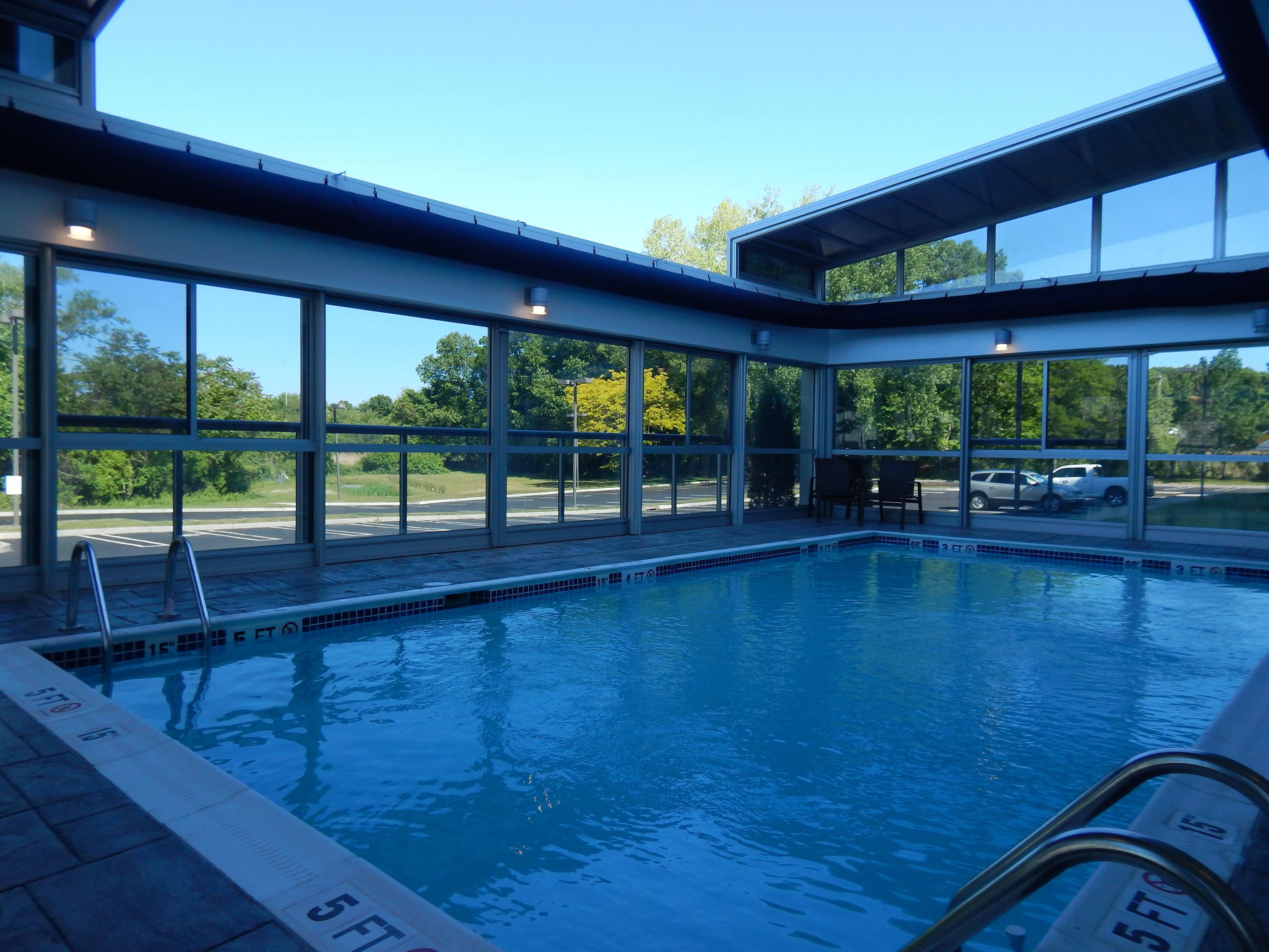 Holiday Inn Express Milford By Ihg Экстерьер фото