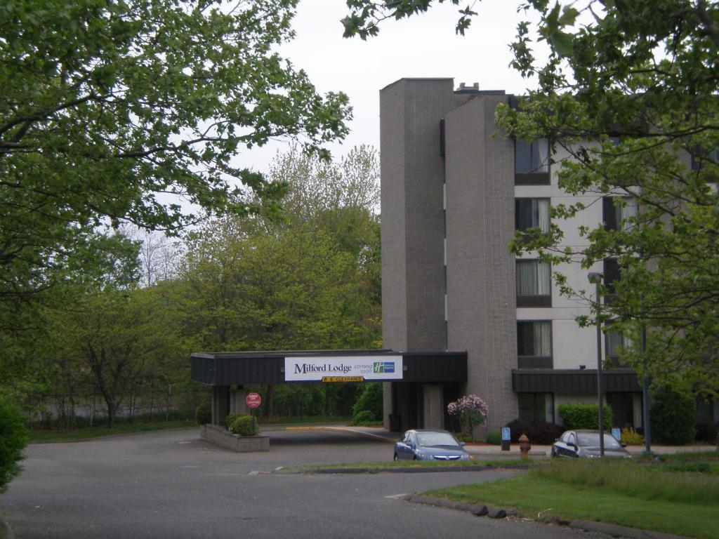 Holiday Inn Express Milford By Ihg Экстерьер фото